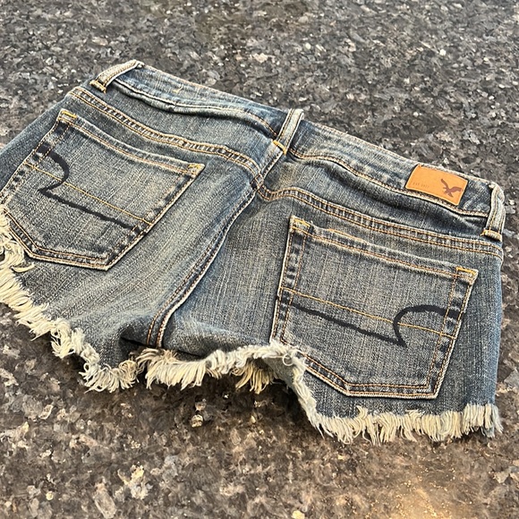 American Eagle Jean shorts size 00 - Picture 2 of 2